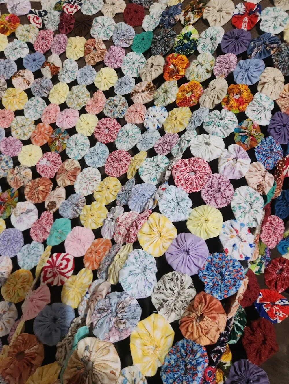 Vintage Handmade Yo Yo Quilt MultiColor Cotton Patchwork Pinwheel 120x70 PlsRead